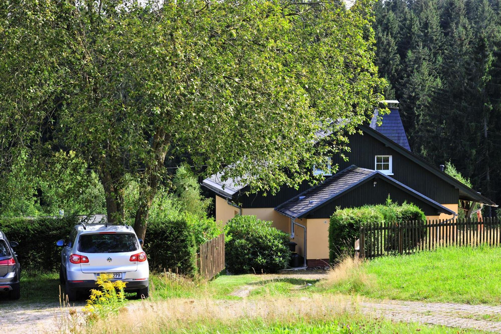 Exklusives Ferienhaus "Waldzauber" Ruhe Und Natur Pur Am Waldrand Geniessen Schönheide Exterior foto